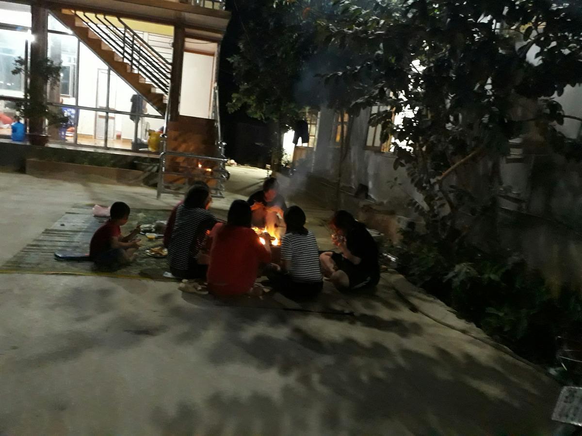 Datani Moc Chau Homestay Lang Mon Exterior foto